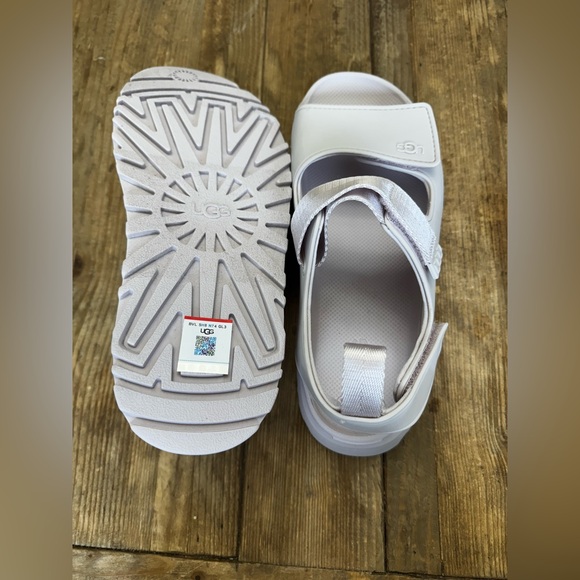 New UGG GoldenGlow Bay Fog Size 8 $100 - Picture 7 of 8